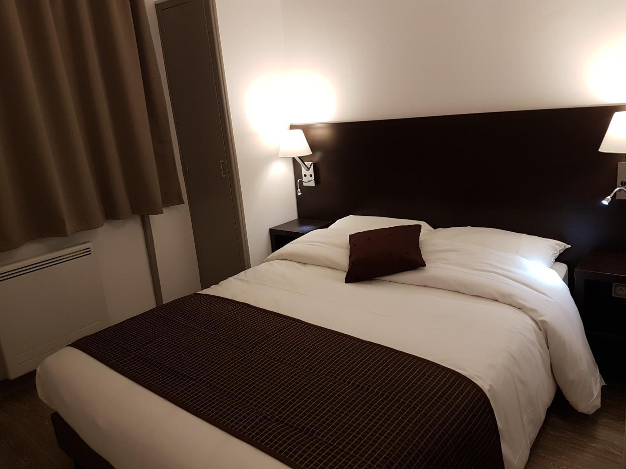 Nevers Hotel Exteriér fotografie